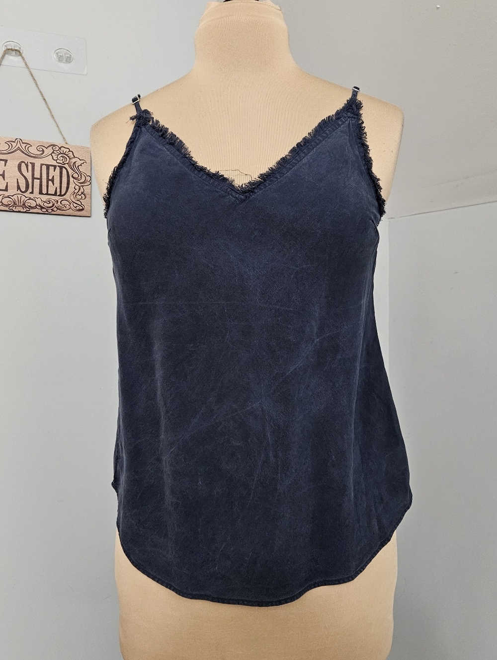 Bella Dahl Navy Frayed Trim Cami Tank Top Adjustable Straps Size Small Casual